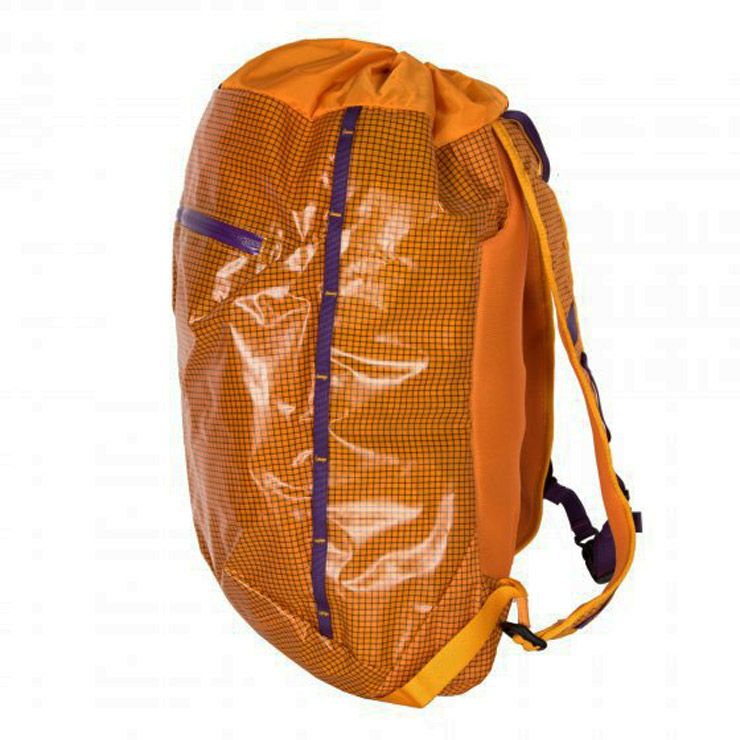 black hole cinch pack patagonia Waist 5 Liter Birch White Burly recycled polyester ripstop with a weather Patagonia Lightweight Black Hole Cinch